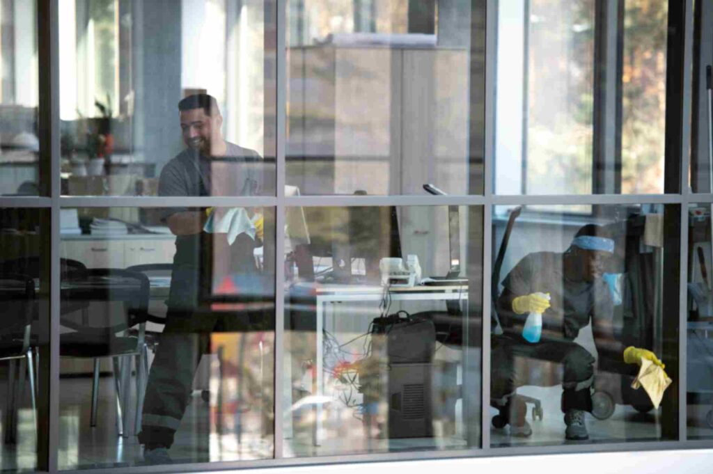 Why Hiring a Commercial Cleaning Company in Oxford